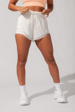 POPFLEX Cadence High Pasem Mesh Run Krátké with Pockets Krém | WSIG78061