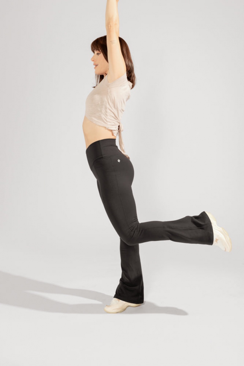 POPFLEX Crisscross Hourglass® Flared Leggings with Pockets (Soft Touch) Černé | SLKI65412