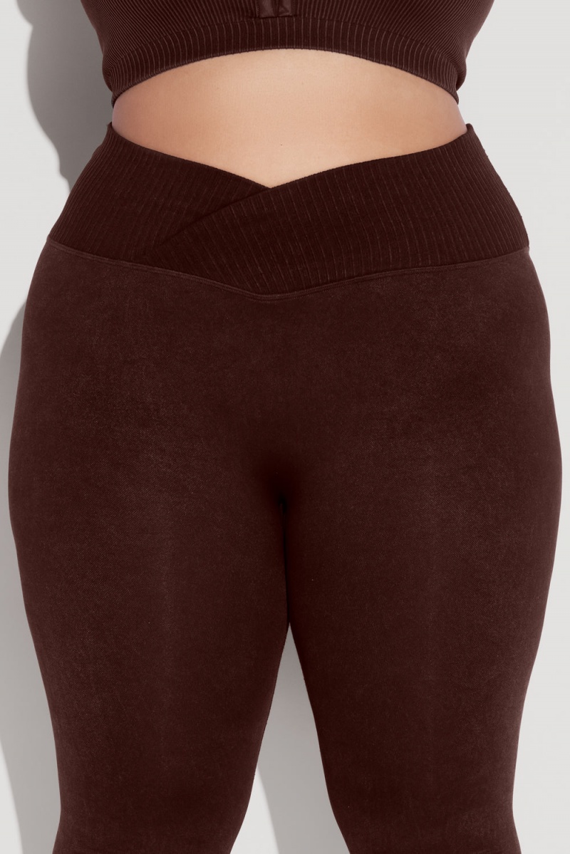 POPFLEX Crisscross Hourglass® Seamless Legging French Roast | OSKR78431