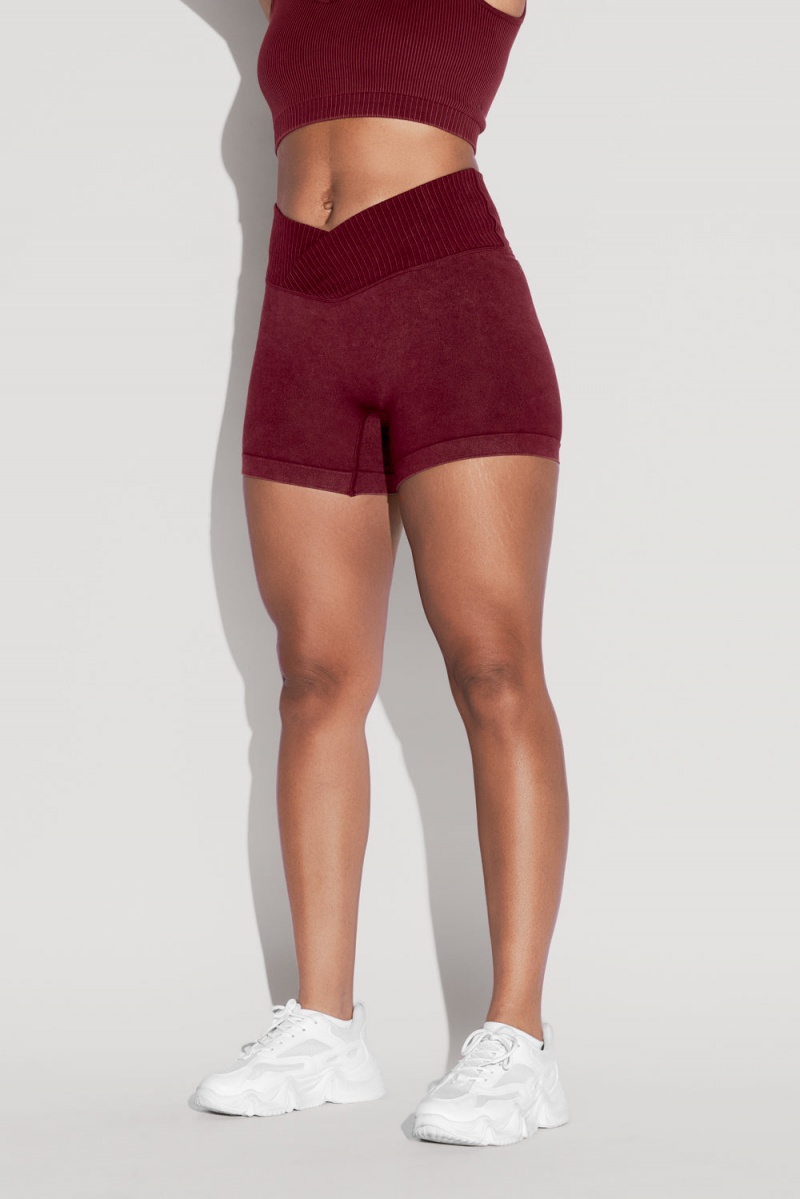 POPFLEX Crisscross Hourglass® Seamless Midi Shorts Garnet | CVFI87269
