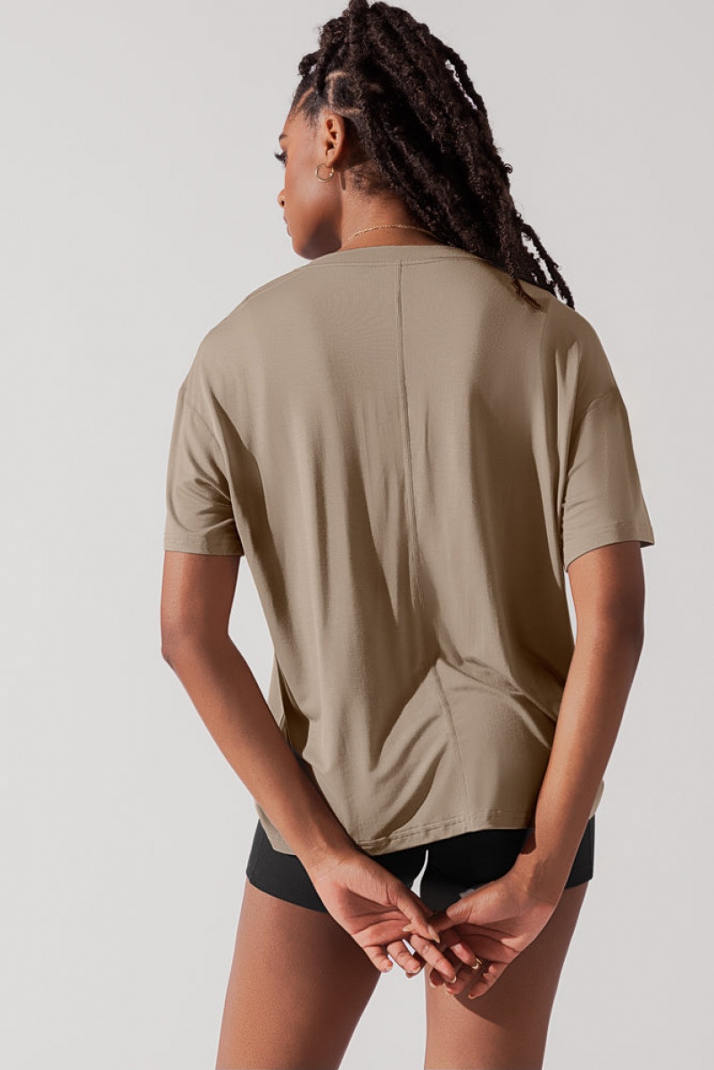 POPFLEX Daring Deep V Tee Shiitake | LJGU23096