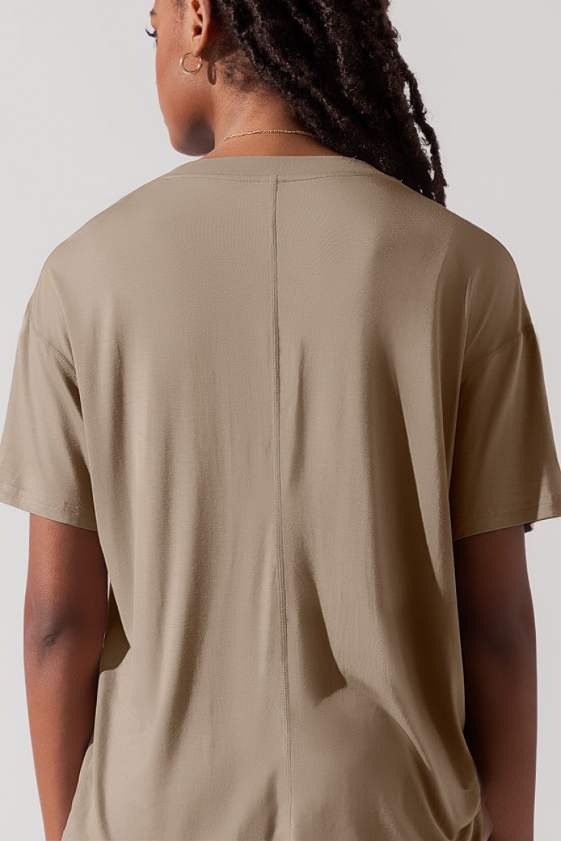 POPFLEX Daring Deep V Tee Shiitake | LJGU23096