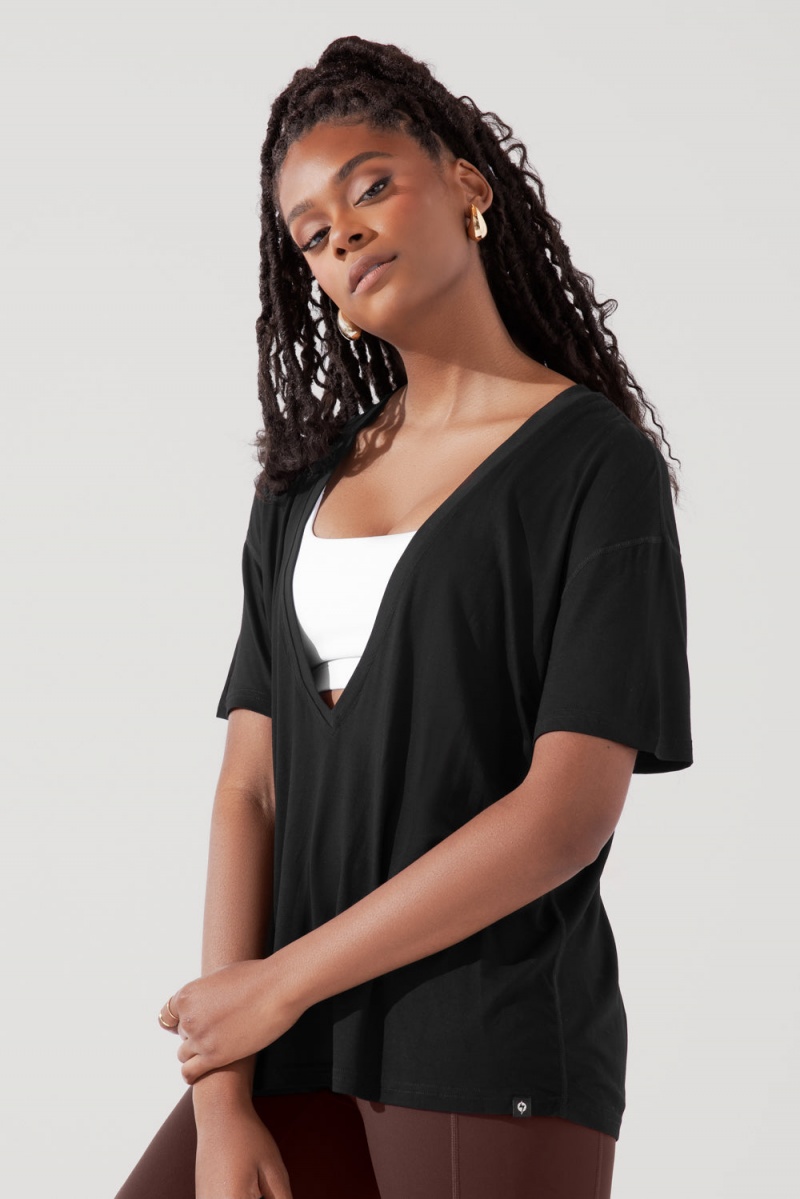 POPFLEX Daring Deep V Tee Černé | MRSH72916