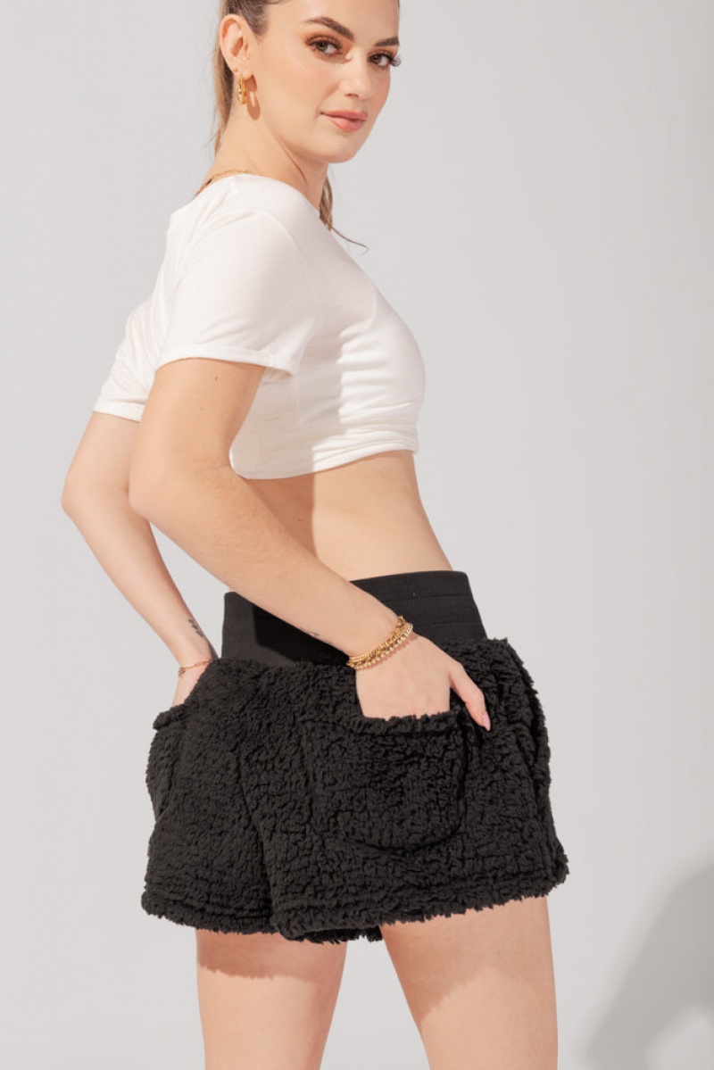 POPFLEX Faux Sherpa Krátké with Pockets Černé | WNJD02931
